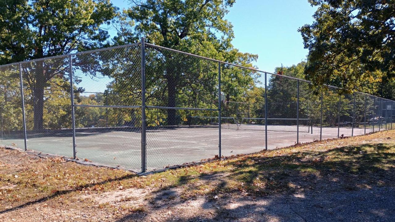 B Lakefront! Remodeled, Boat Slip, Patio Views, Pool, Boat Ramp, Wifi Osage Beach Exterior foto
